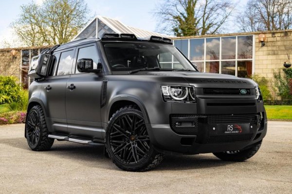 Land Rover Defender 2020 