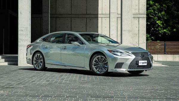 Lexus LS 2023 