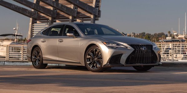 Lexus LS 2023 