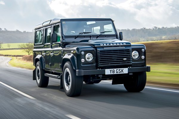 Land Rover Defender 2025 
